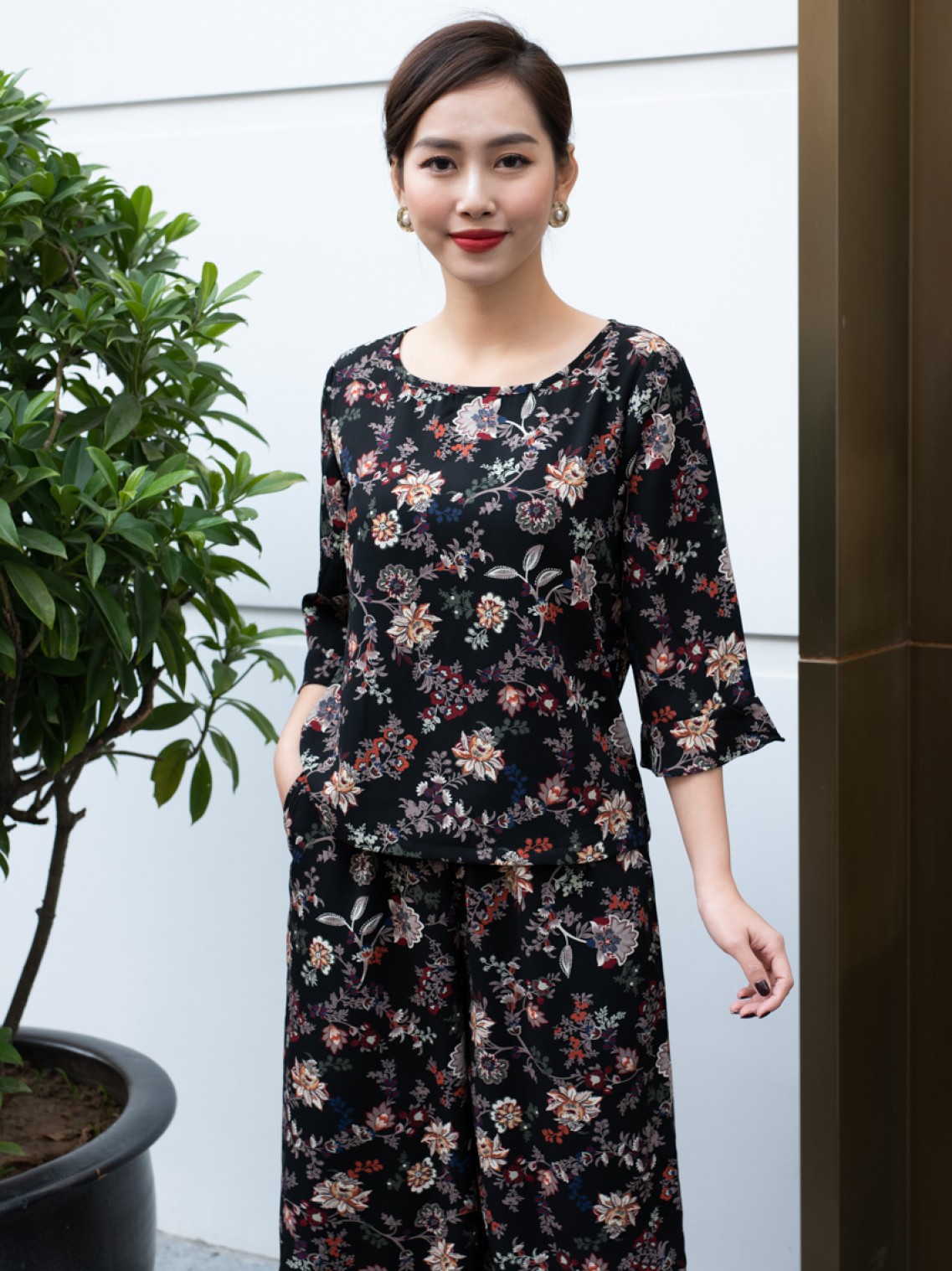 Bộ trung niên cổ vuông hoa dây 2XL