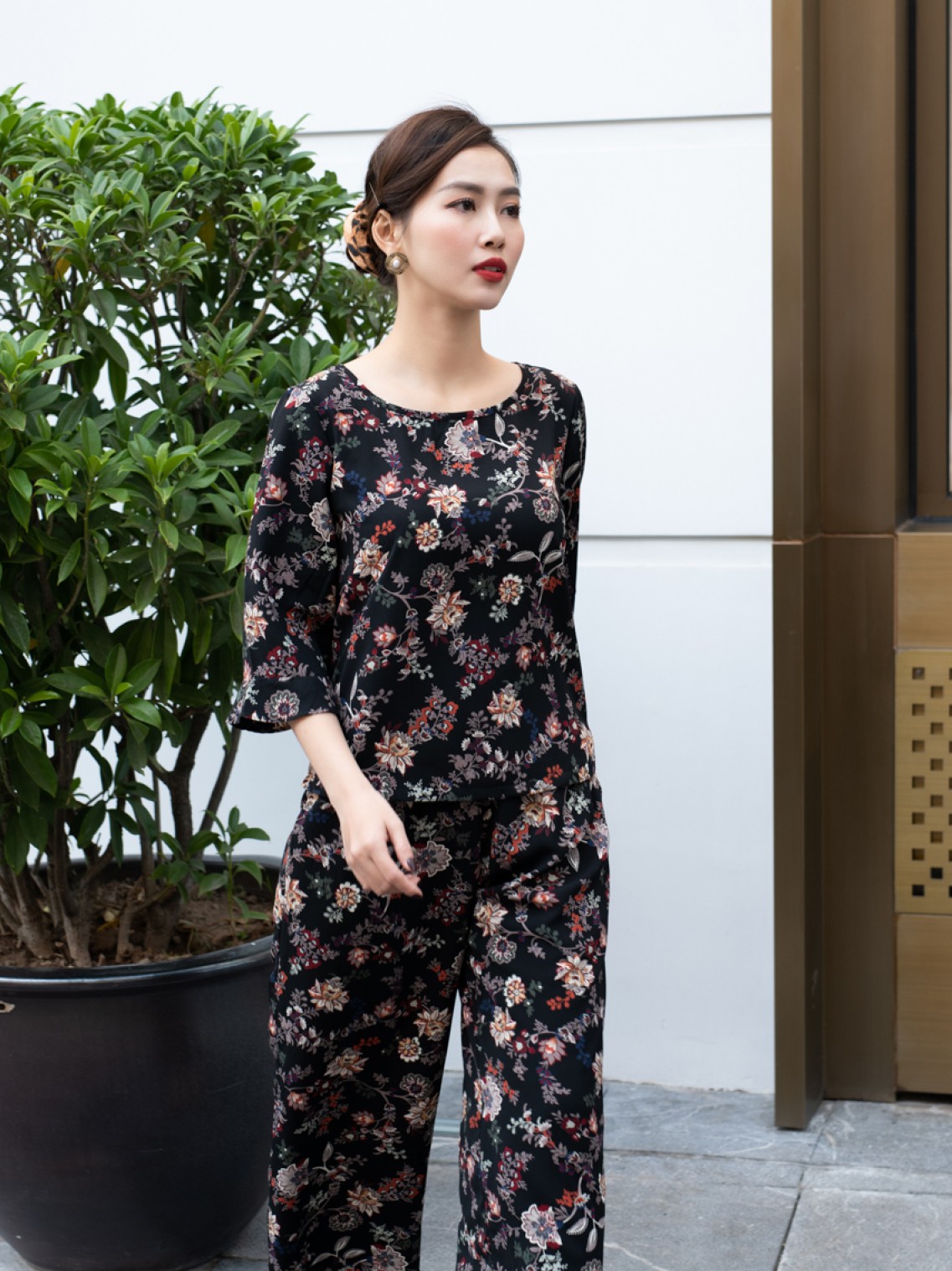 Bộ trung niên cổ vuông hoa dây 2XL