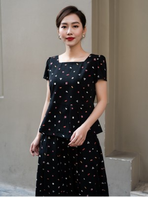 Bộ trung niên cổ vuông tam giác  2XL