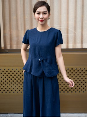 Bộ trung niên cổ tròn xanh than L