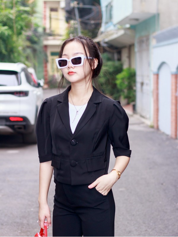 Áo Vest croptop tay lỡ Đen S