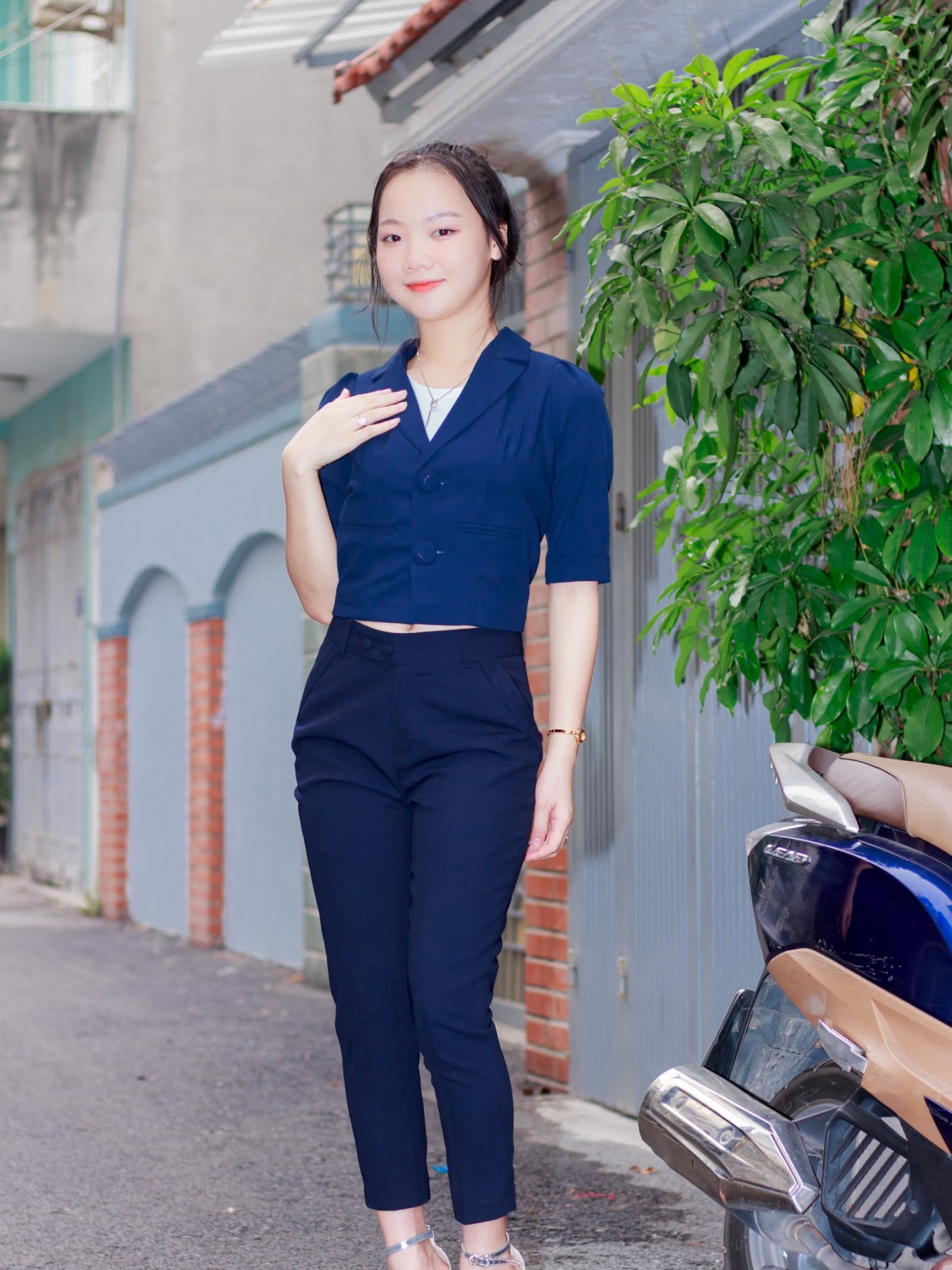 Áo Vest croptop tay lỡ Xanh than M