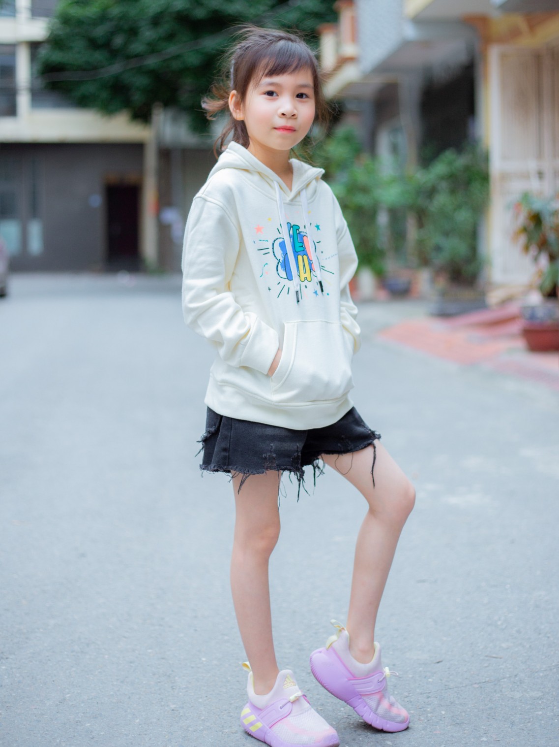 Áo Hoodie in chữ YEAH Vàng 100