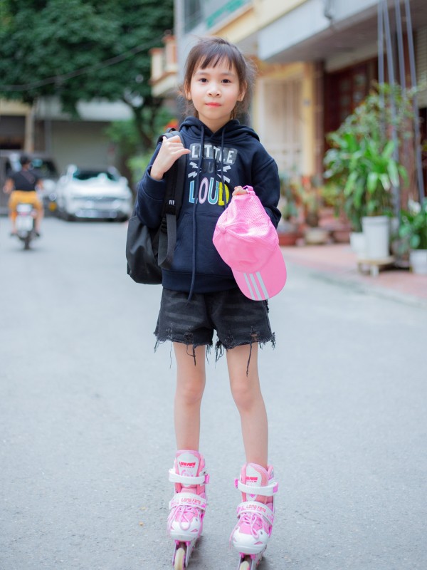 Áo Hoodie in chữ LITTLE Navy 100
