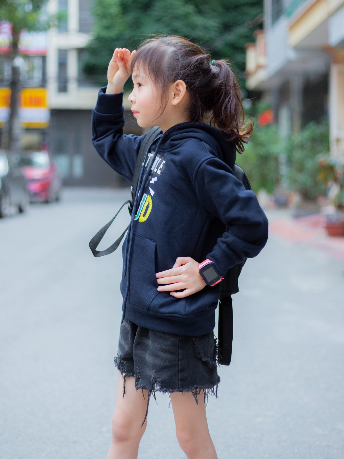 Áo Hoodie in chữ LITTLE Navy 100