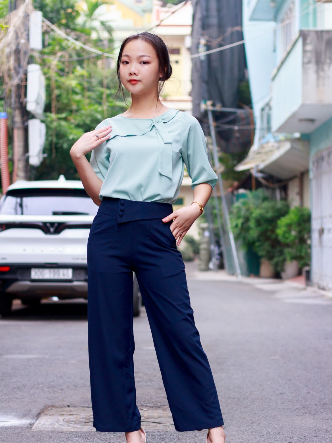 Áo sơ mi cổ nơ tay lỡ Xanh Mint S