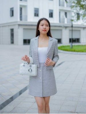 Chân váy Limen Dáng A Sọc Trắng S