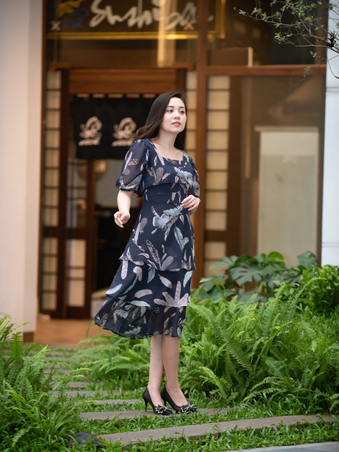 Váy 3 tầng cổ vuông Xanh than S