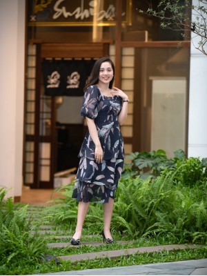 Váy 3 tầng cổ vuông Xanh than S