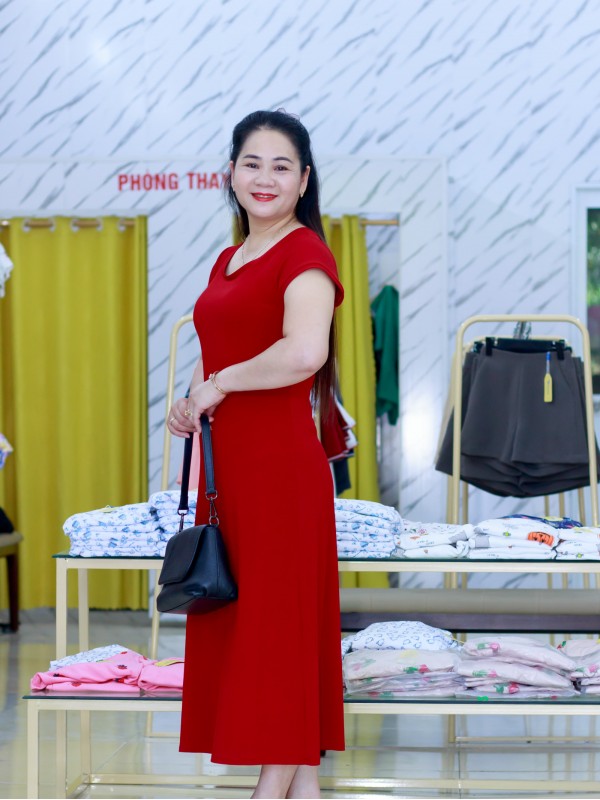 Váy maxi tăm hè Đỏ đô size M