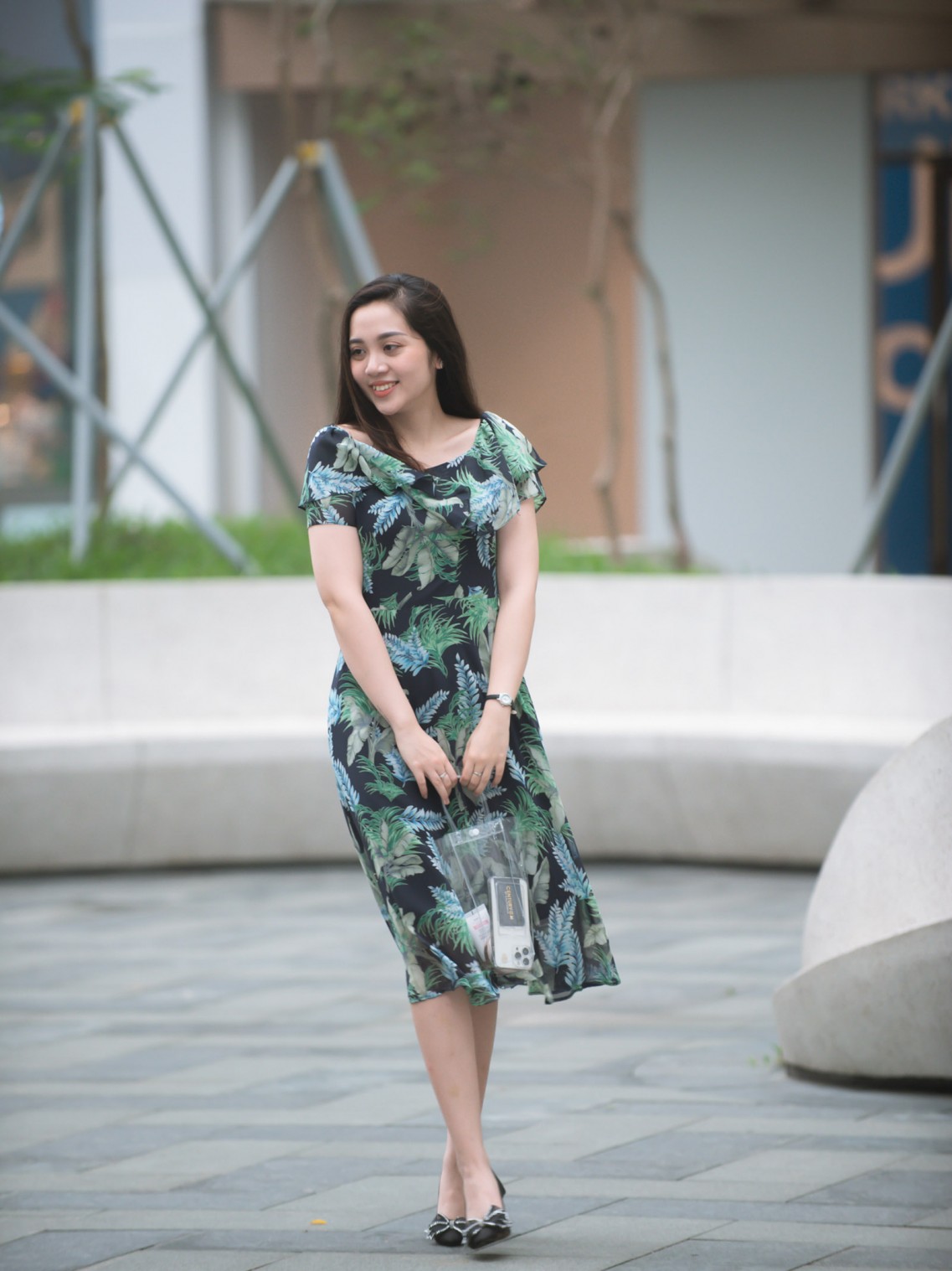 Váy trễ vai Xanh đen S