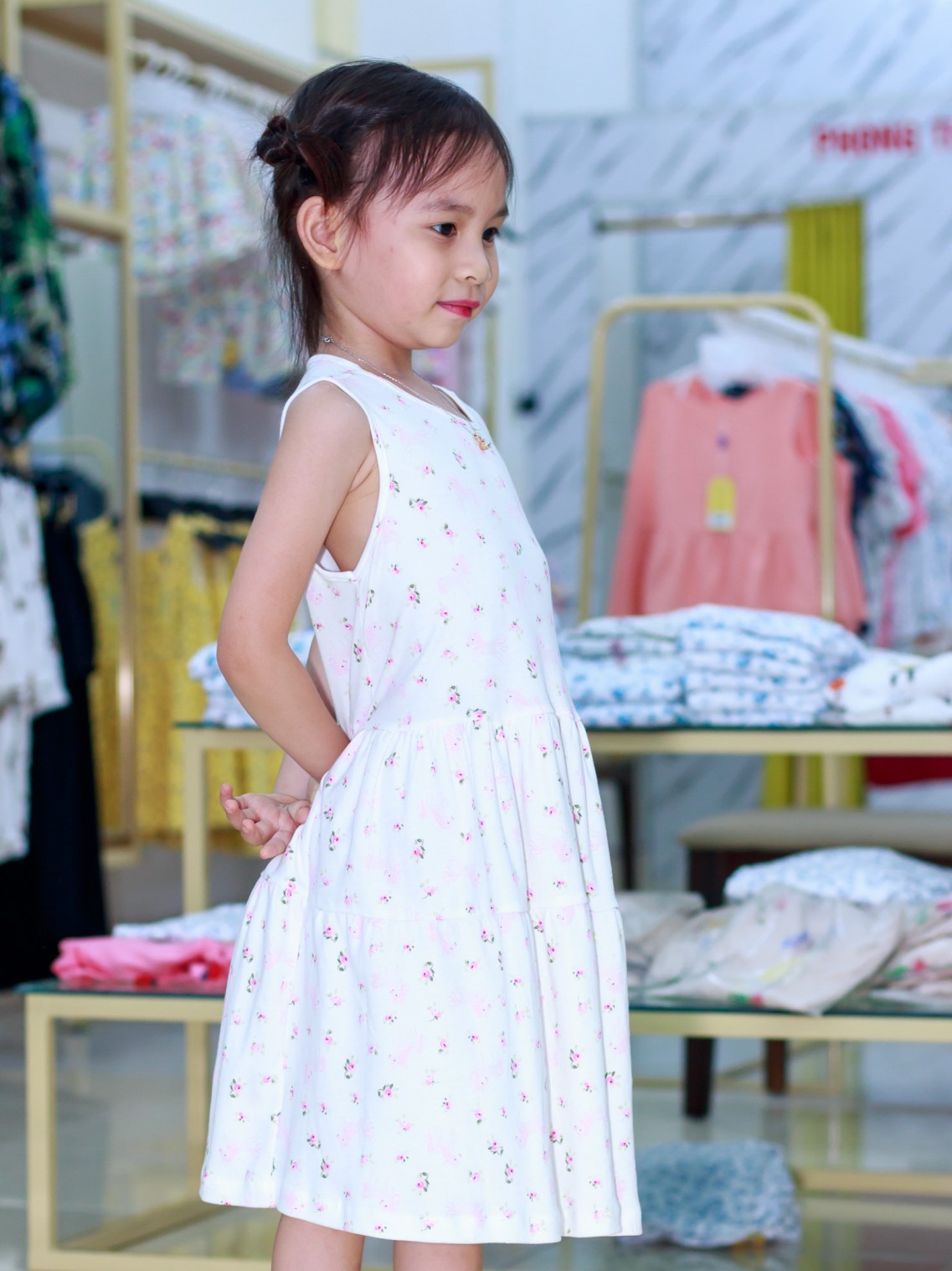 Váy 2 tầng Trắng Pony 120